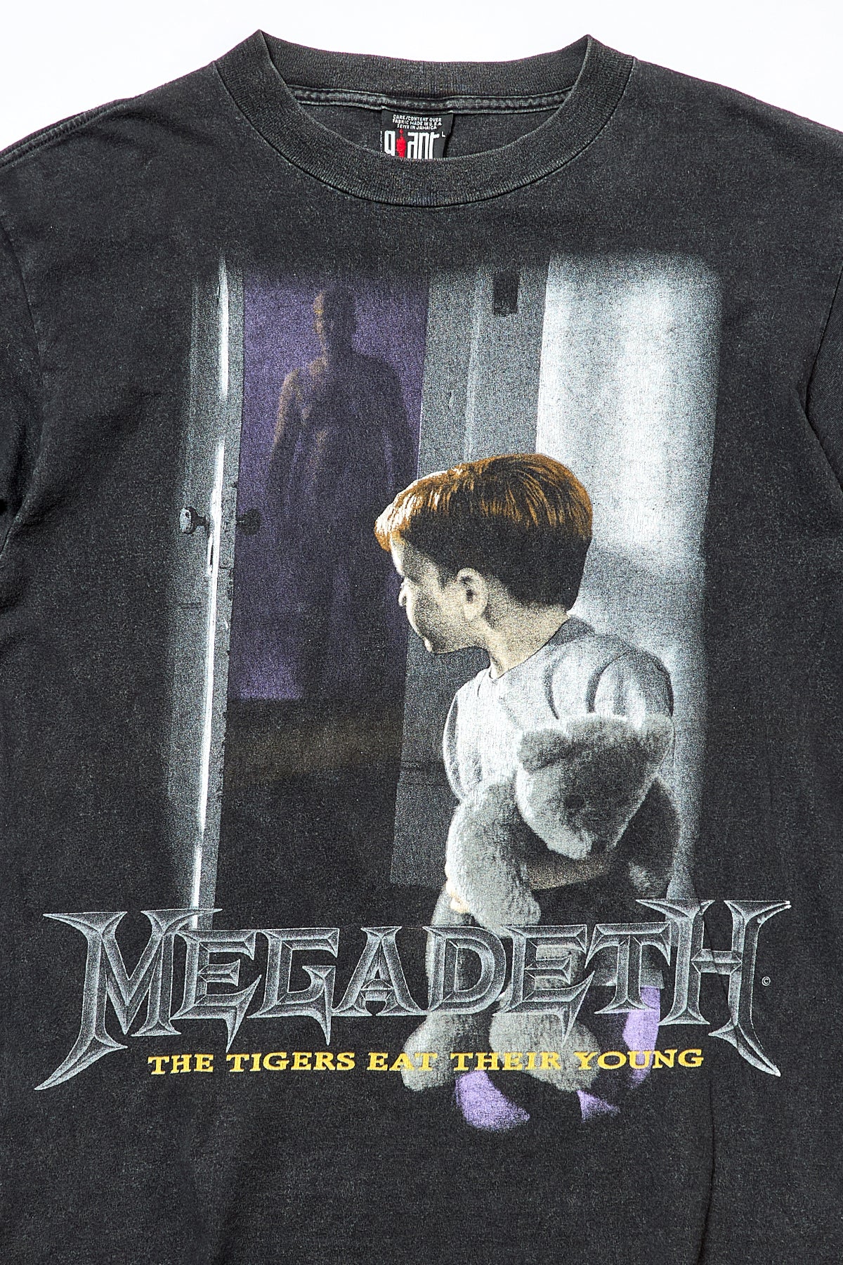 MEGADETH / THE TIGERS EAT THEIR YOUNG WOLDWIDE DOMINATION TEE SHIRTS （90s）